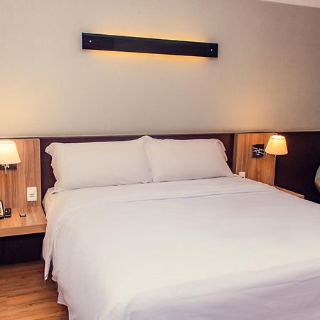 Delmond Hotel Cuiaba  Ngoại thất bức ảnh