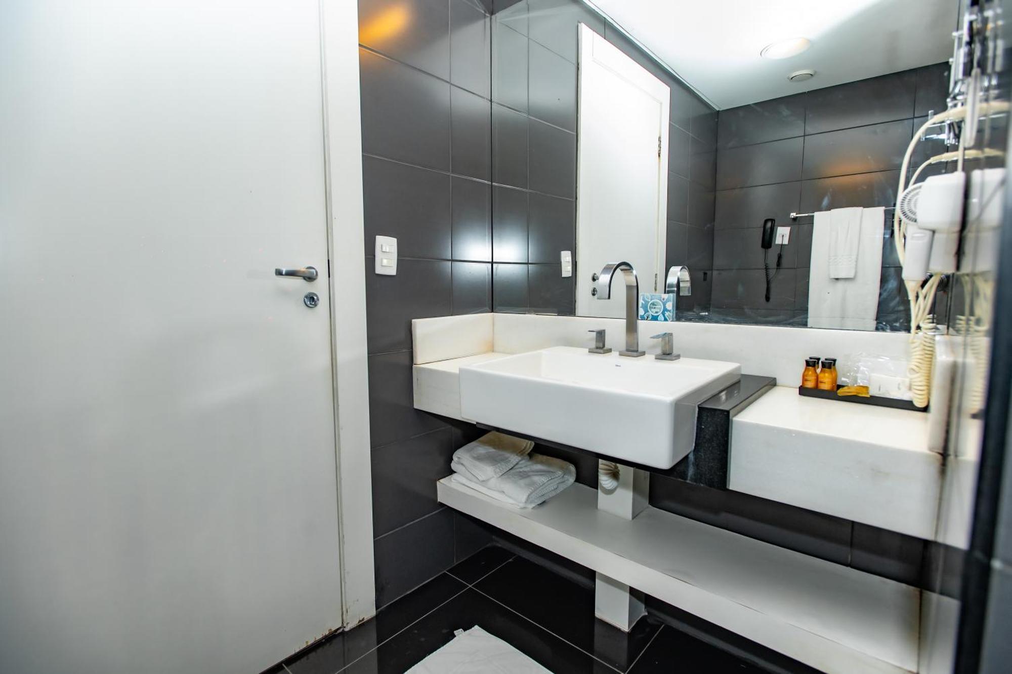 Delmond Hotel Cuiaba  Ngoại thất bức ảnh